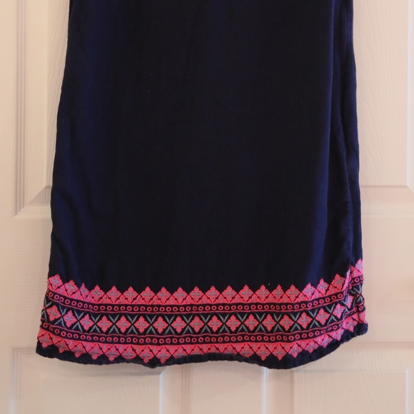 Vineyard VInes Women's Embroidered Tunic Dress - Picture 2 of 2
